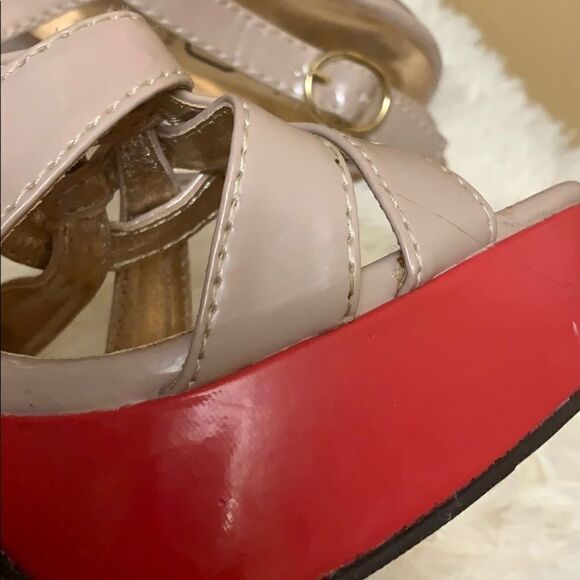 Heels   - Picture 7 of 7